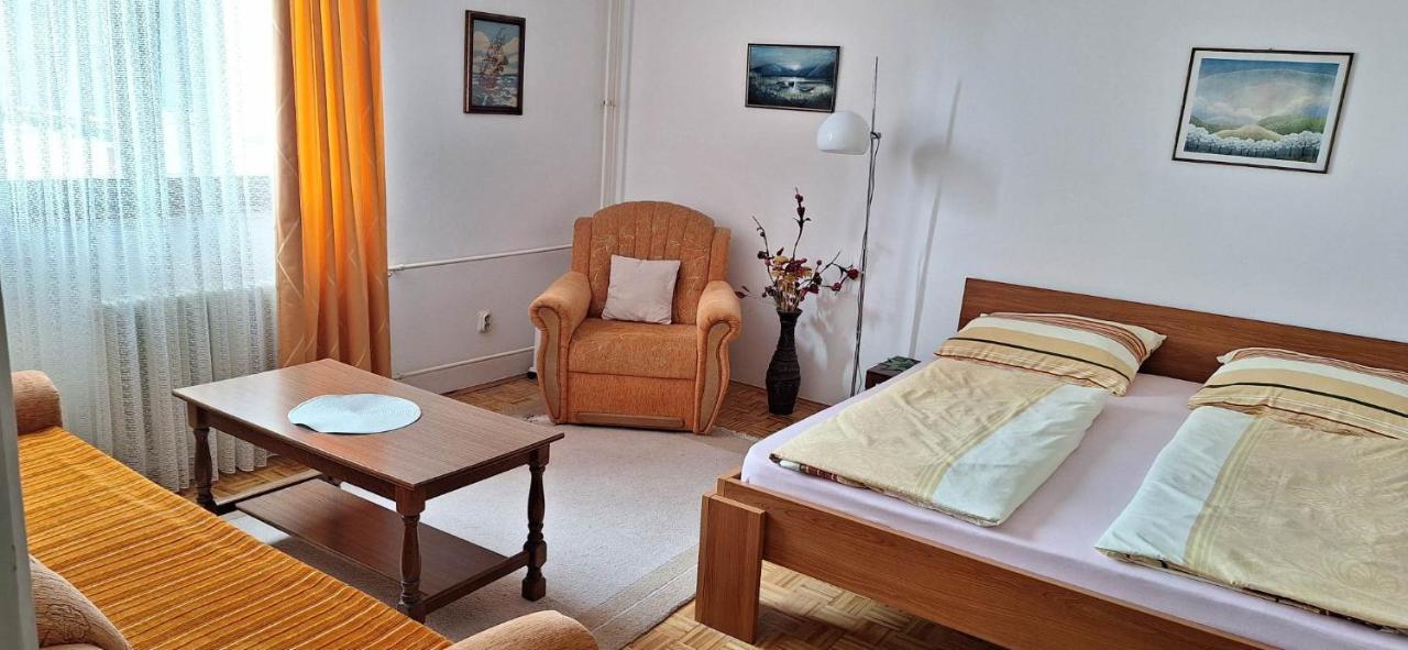 Apartman Una Travnik Exterior foto